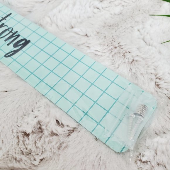 Stay Strong Motivational Metal Hanging Sign Plaque - Picture 8 of 10